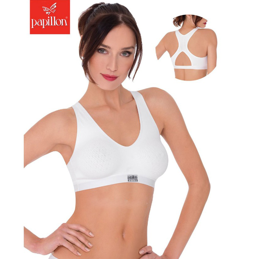Il reggiseno sportivo Papillon 1360 è progettato per garantire sostegno e comfort durante ogni attività fisica. Realizzato in microfibra bi-elastica a nido d’ape, assicura traspirabilità e libertà di movimento. Il design T-Back con incrocio posteriore distribuisce il peso in modo uniforme, riducendo la pressione sulla schiena. Preformato e senza cuciture, evita attriti e irritazioni, offrendo una vestibilità perfetta. Ideale per sport e tempo libero.