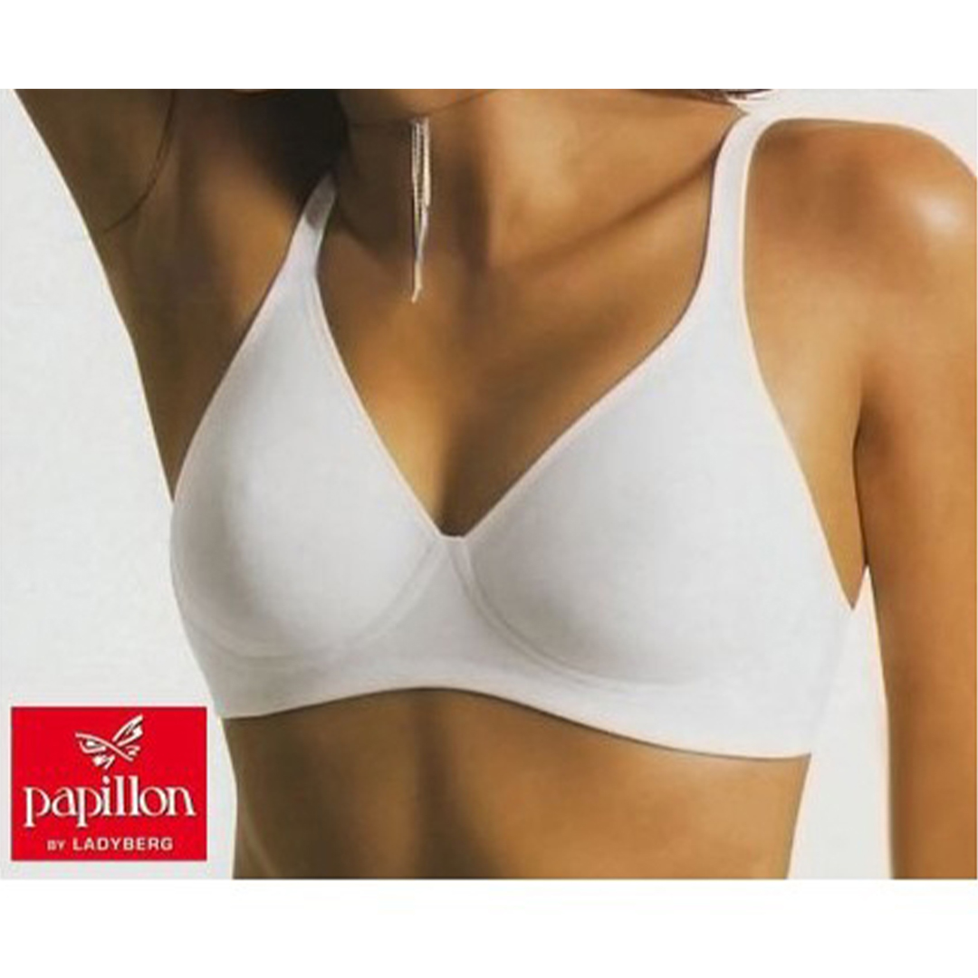 Il reggiseno sportivo Papillon S2575 in microfibra traspirante offre massimo comfort e sostegno. Con apertura posteriore e coppa preformata senza ferretto.