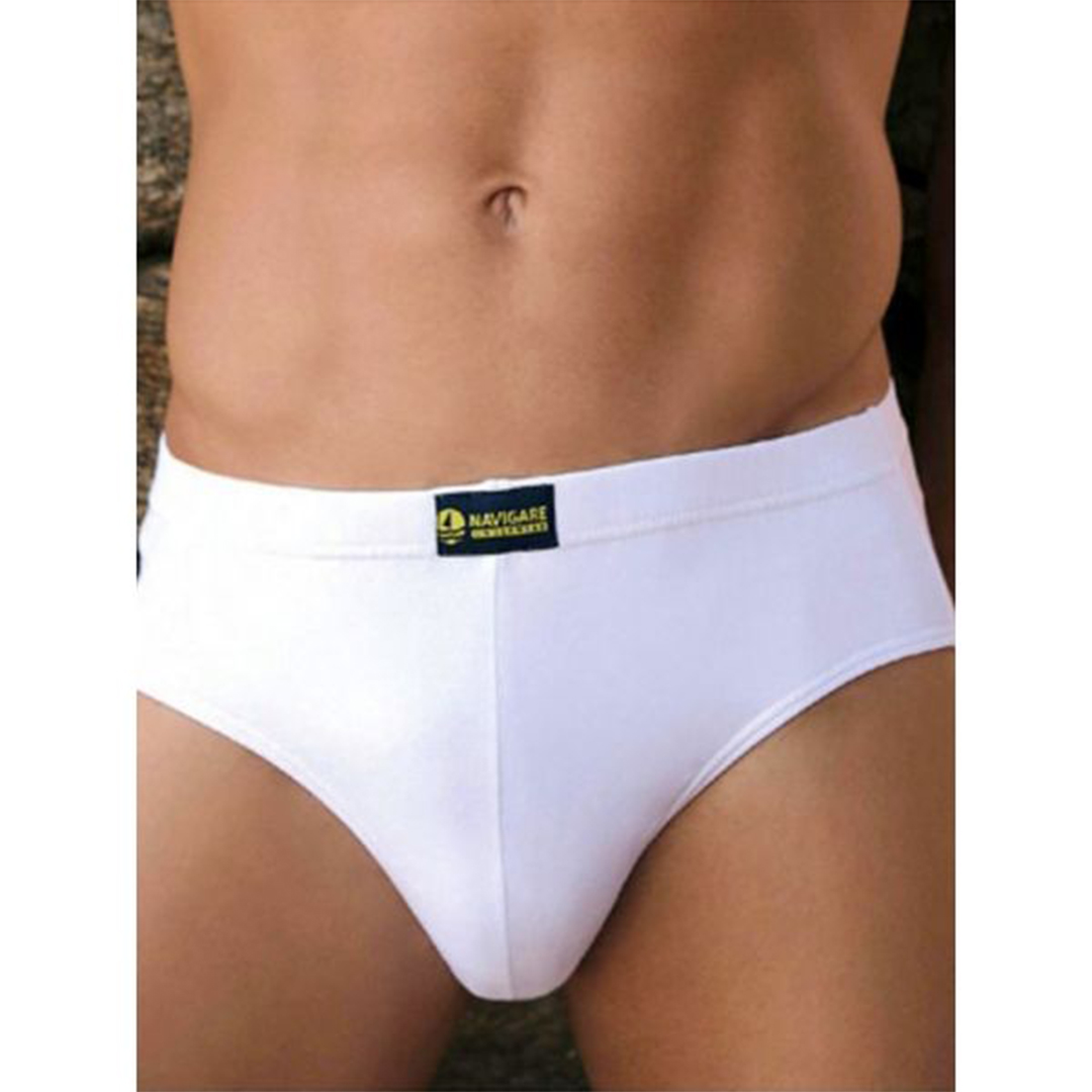 574 E Slip Navigare: slip uomo in cotone elasticizzato con elastico esterno logato. Vestibilità aderente e comfort per ogni giorno.