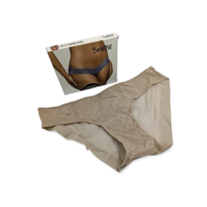 Slip Bikini Katia 3133 Selene con taglio laser invisibile e pizzo geometrico frontale. Massimo comfort, eleganza e vestibilità impeccabile sotto ogni outfit.